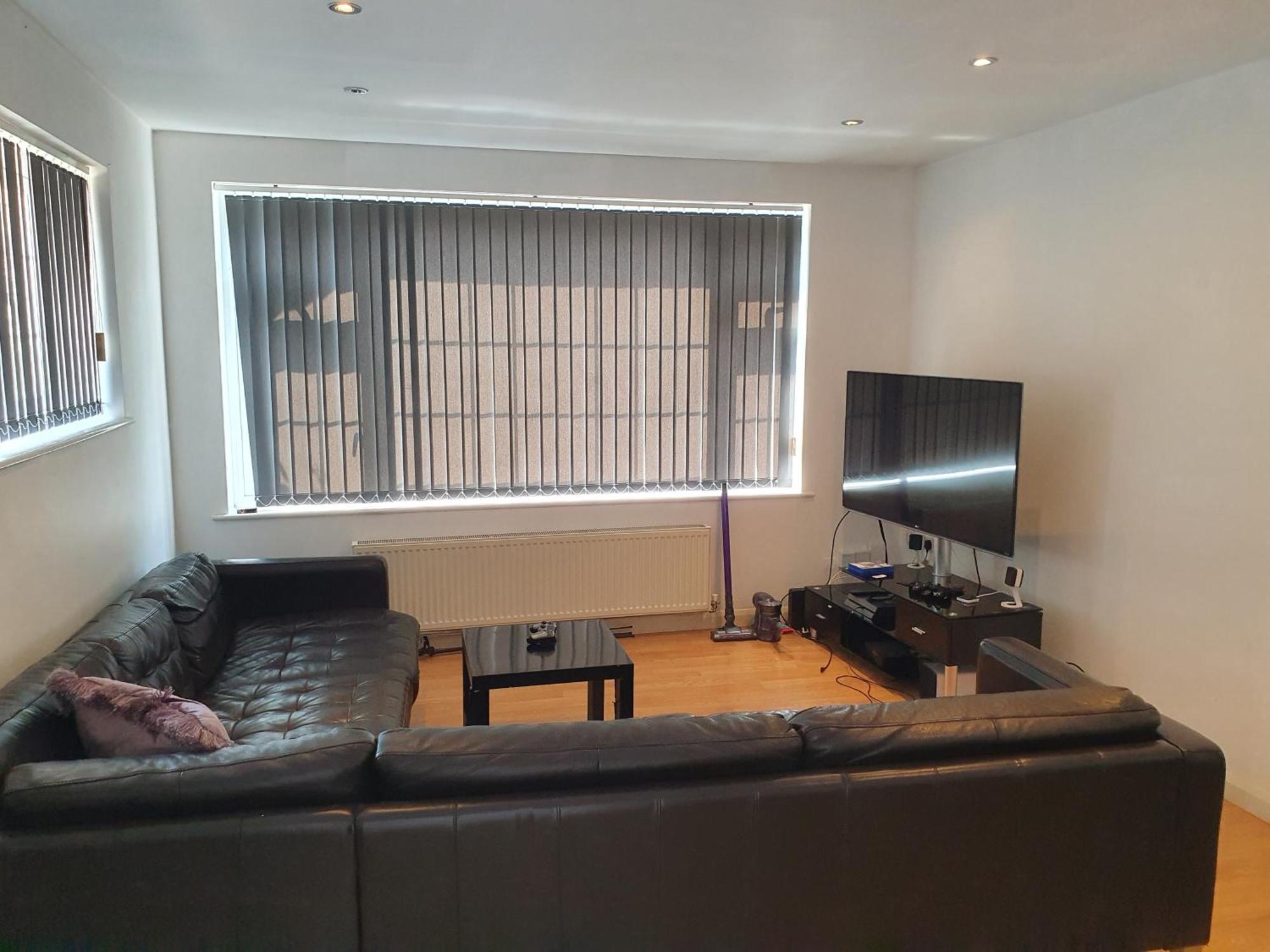 Homestay En-suite In With Parking And Nearby Tram And Bus-stops Beeston (Nottinghamshire)